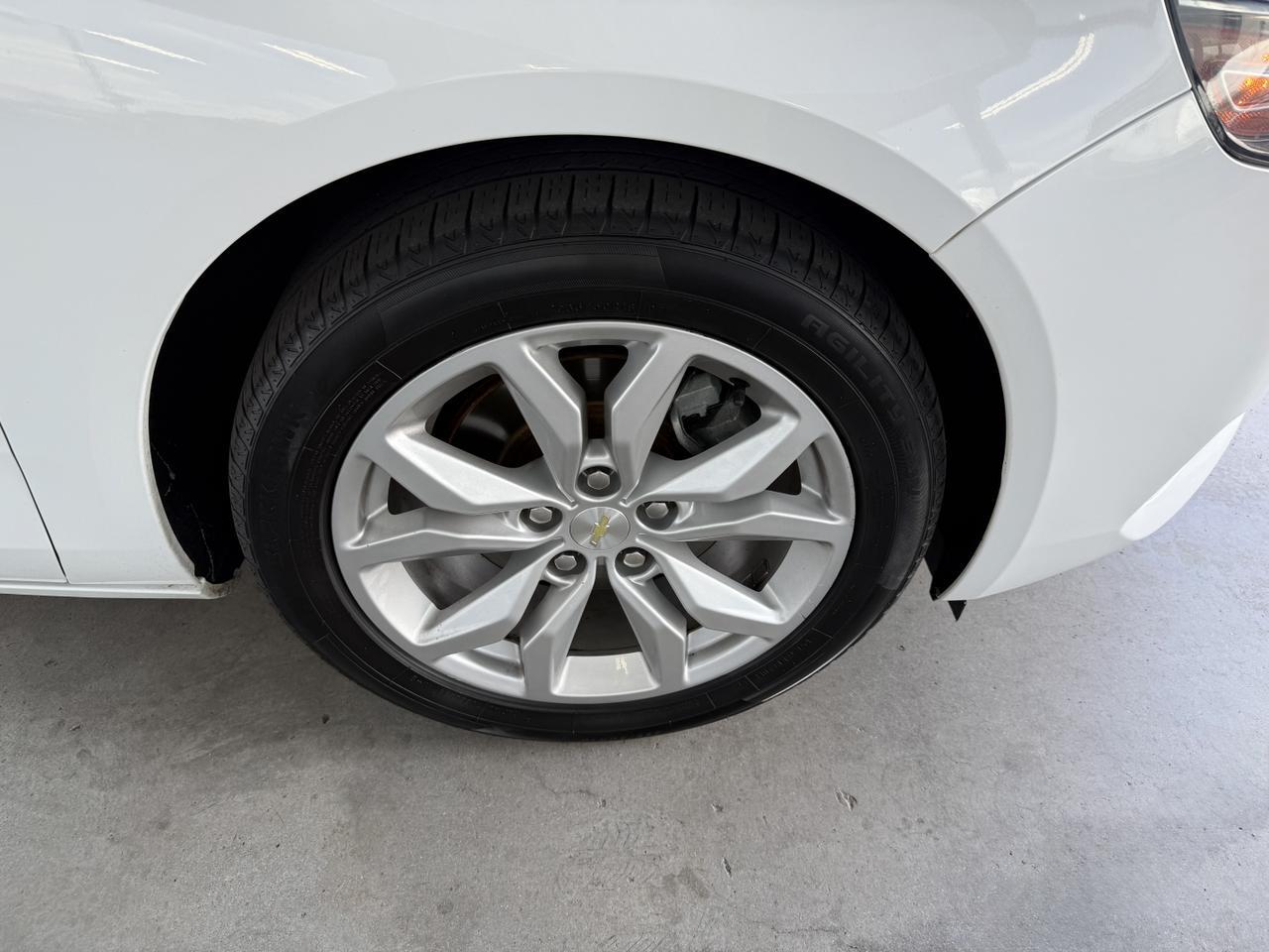 2018 Chevrolet Impala 1LT photo 33