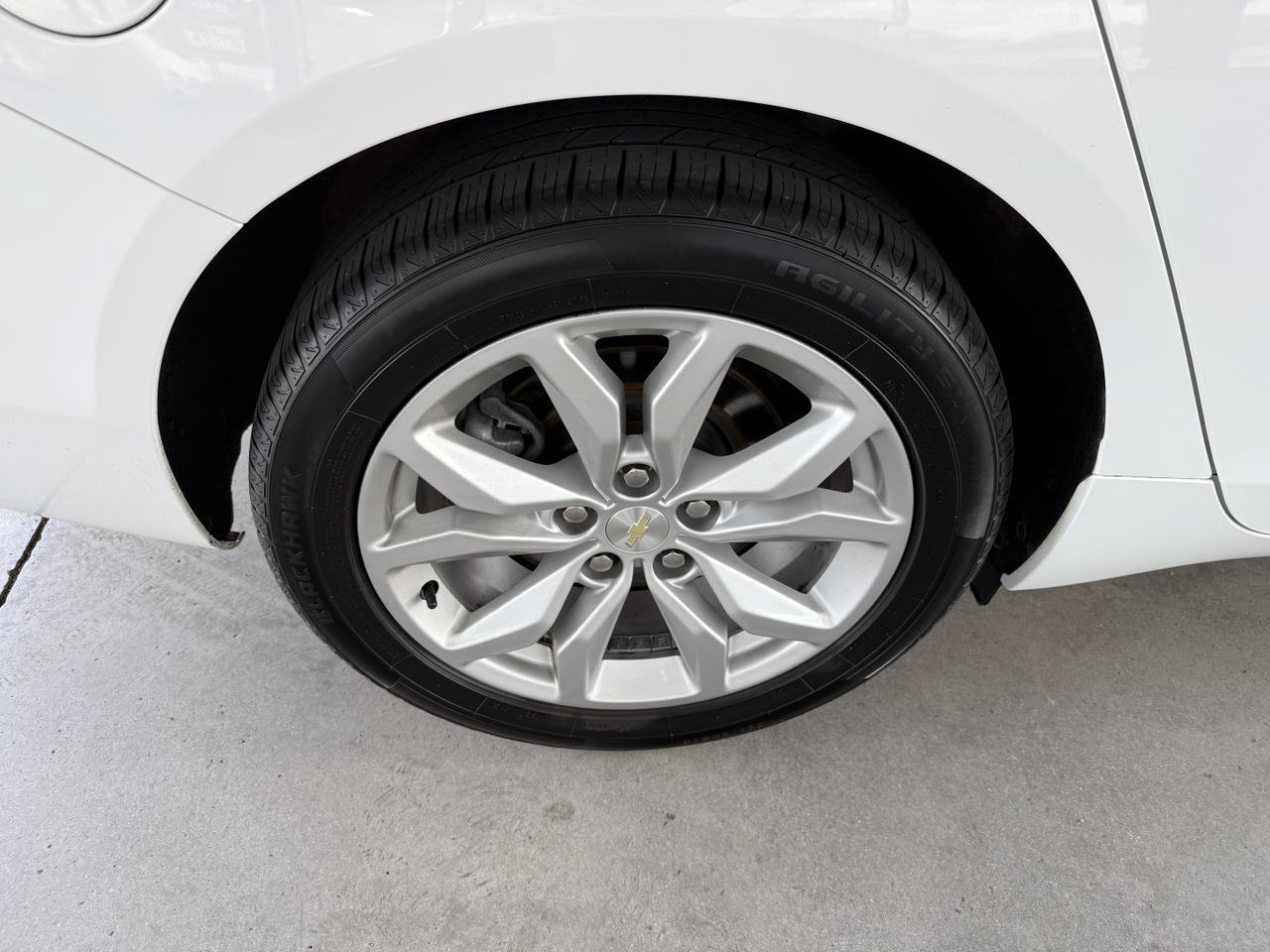 2018 Chevrolet Impala 1LT photo 34