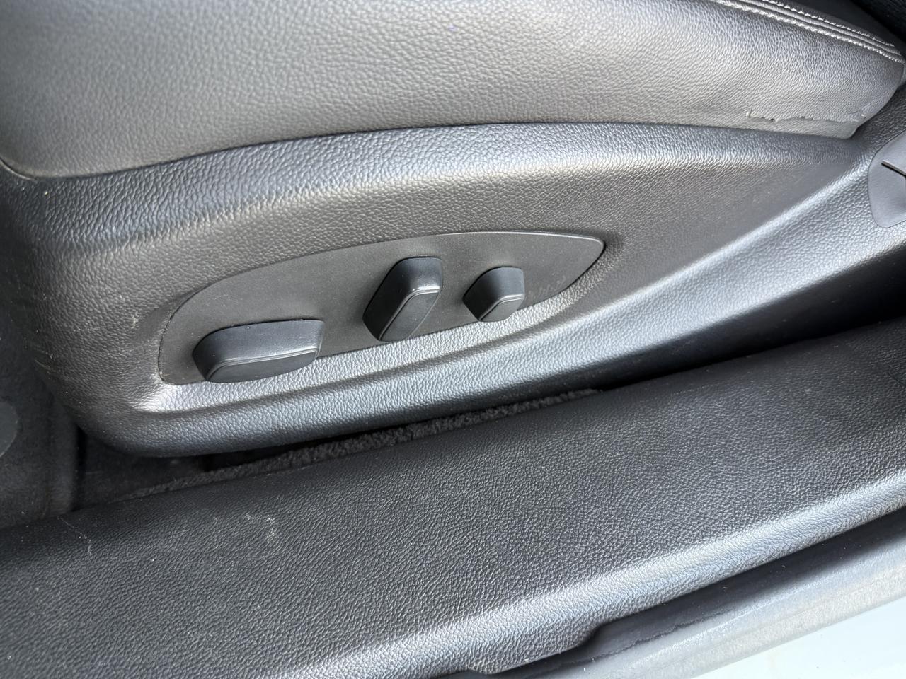 2018 Chevrolet Impala 1LT photo 5
