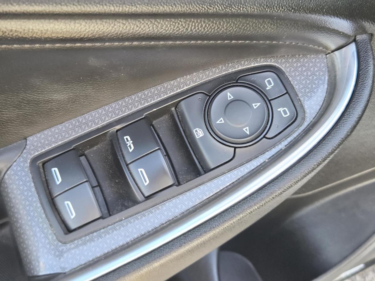 2018 Chevrolet Malibu 4dr Sdn LT w/1LT Beeville TX