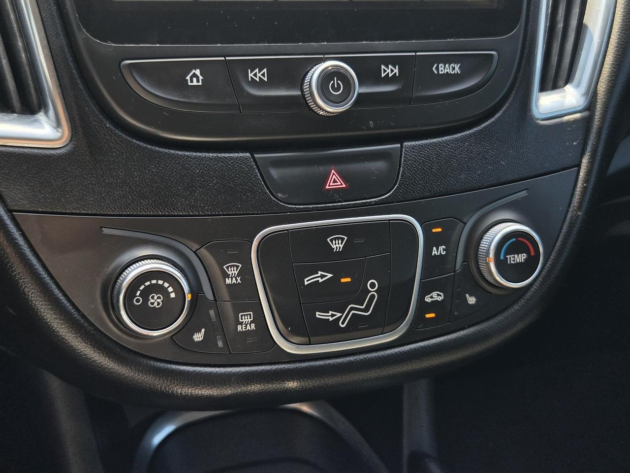 2018 Chevrolet Malibu 4dr Sdn LT w/1LT Beeville TX