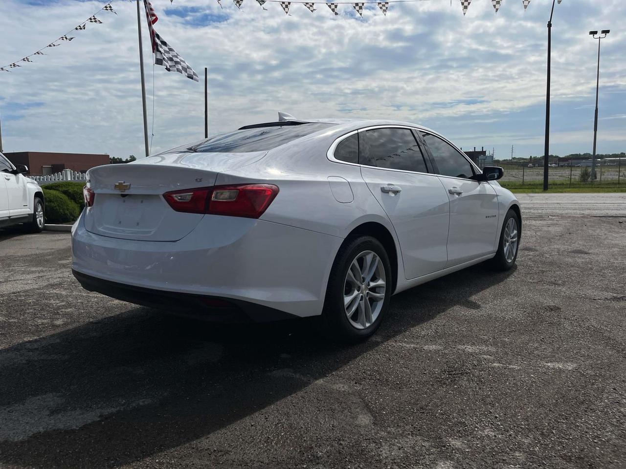 2018 Chevrolet Malibu 4dr Sdn LT w/1LT Indianapolis IN