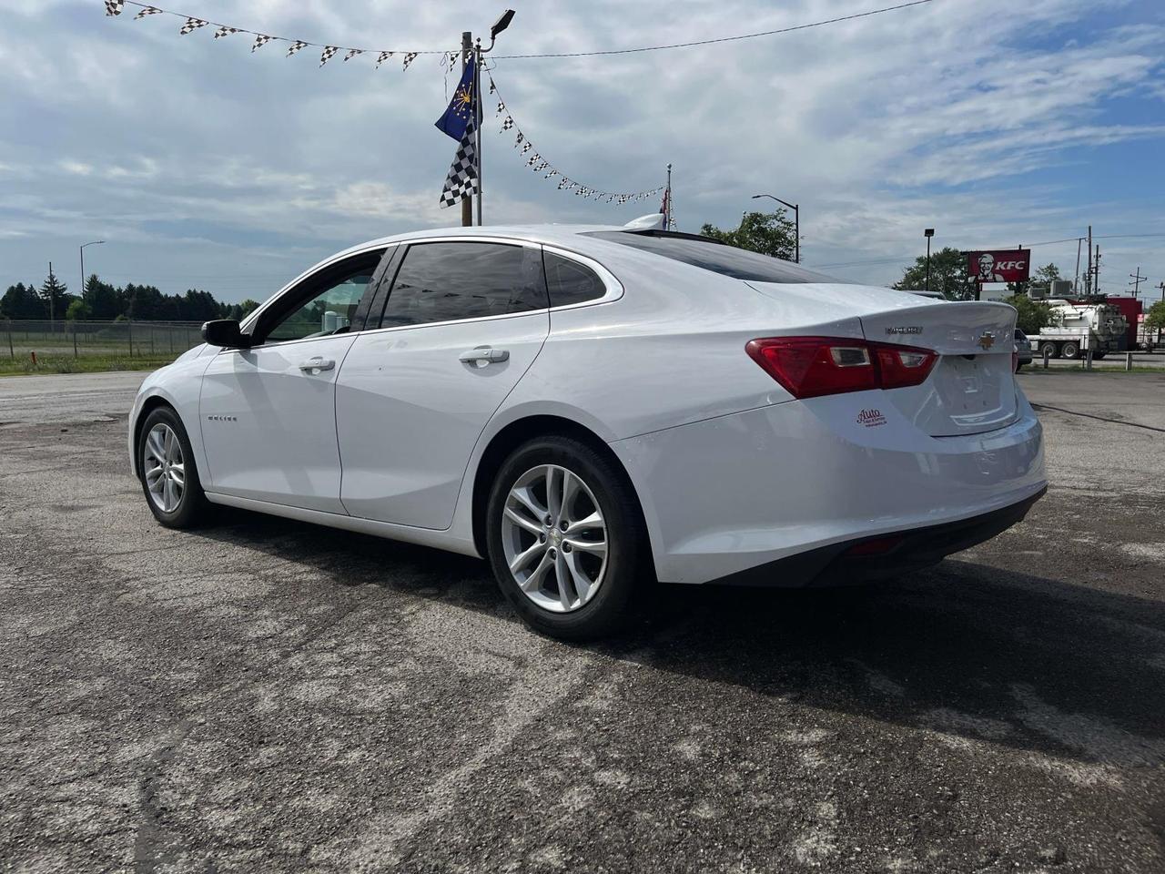 2018 Chevrolet Malibu 4dr Sdn LT w/1LT Indianapolis IN