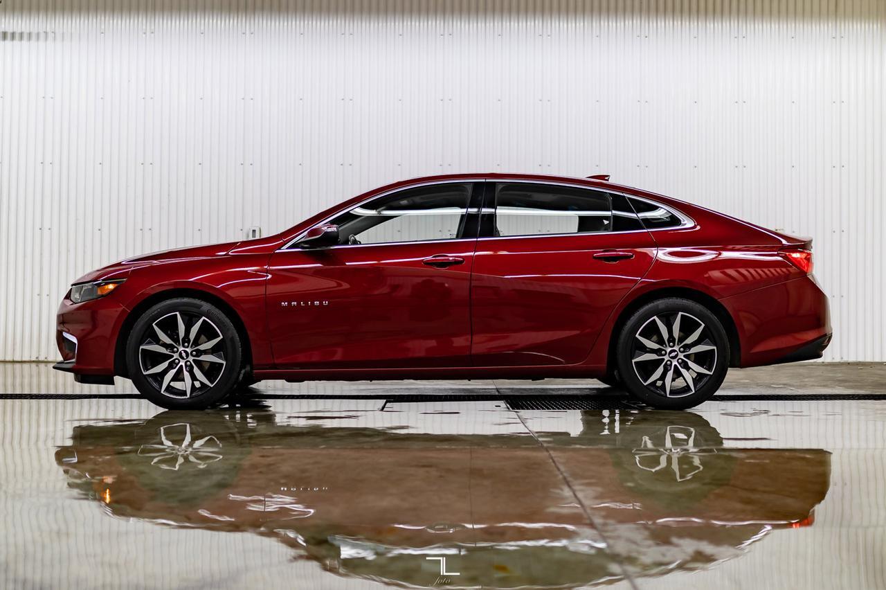 2018 Chevrolet Malibu LT Leather Roof Nav BCam Red Deer AB