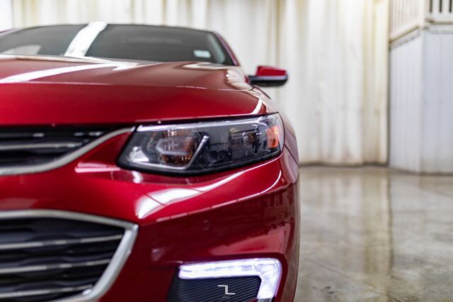 2018 Chevrolet Malibu LT Leather Roof Nav BCam Red Deer AB