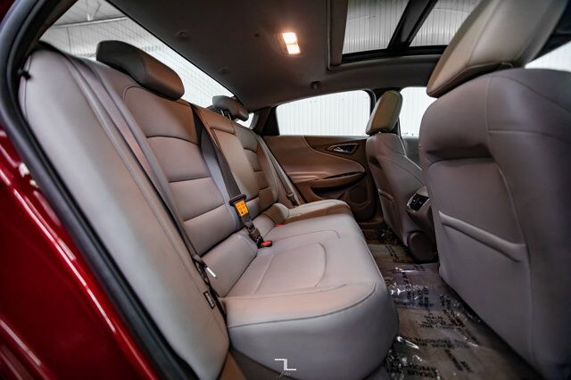 2018 Chevrolet Malibu LT Leather Roof Nav BCam Red Deer AB