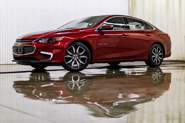 2018 Chevrolet Malibu LT Leather Roof Nav BCam Red Deer AB