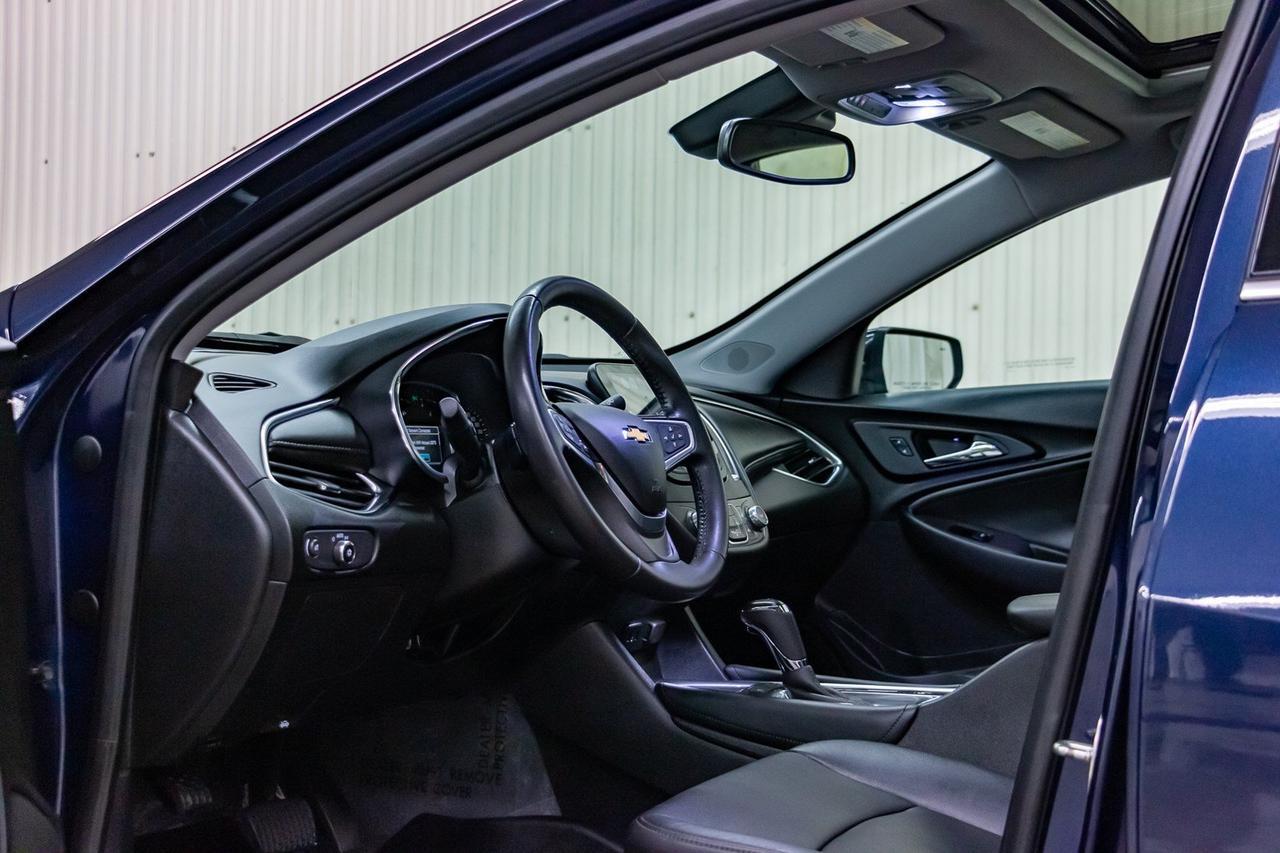 2018 Chevrolet Malibu LT Leather Roof Nav Red Deer AB