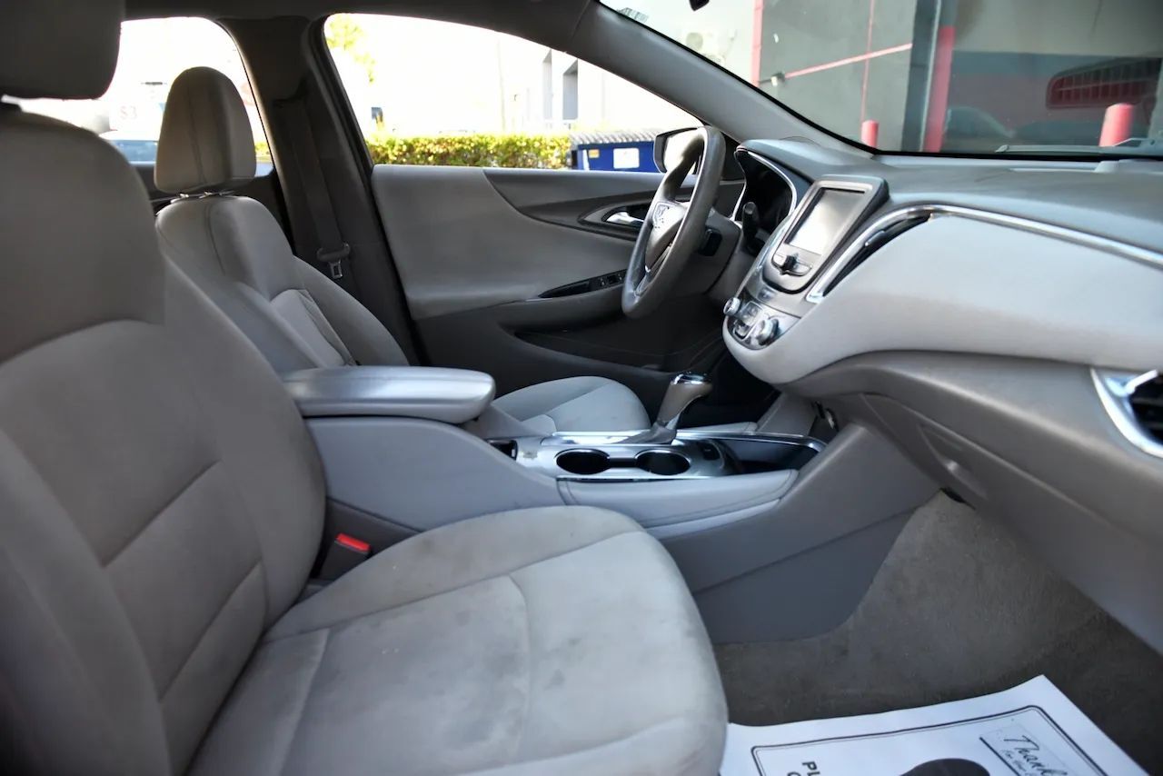 2018 Chevrolet Malibu LT Sedan 4D Doral FL