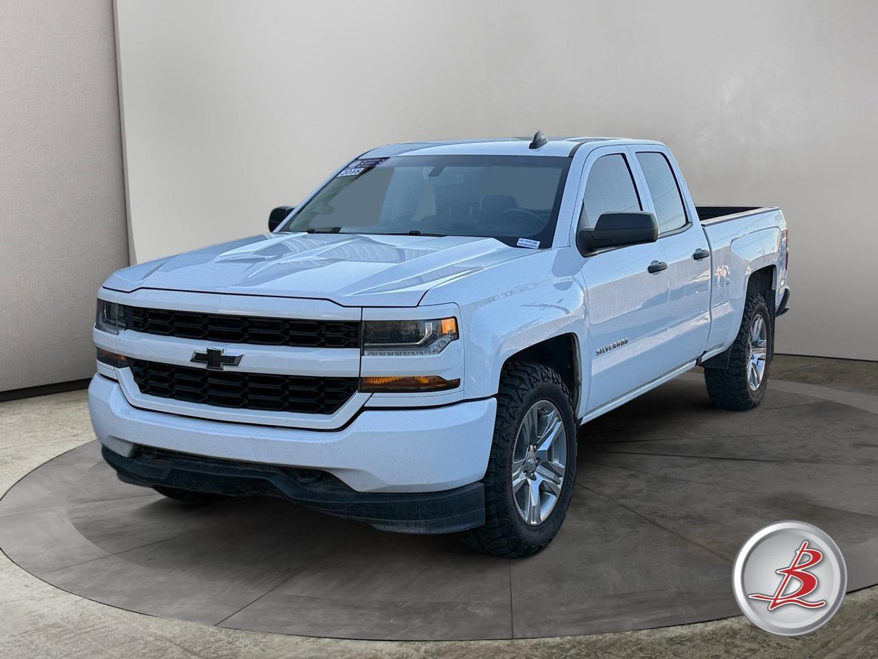 2018 Chevrolet SILVERADO 1500 Double Cab 4x4 Custom