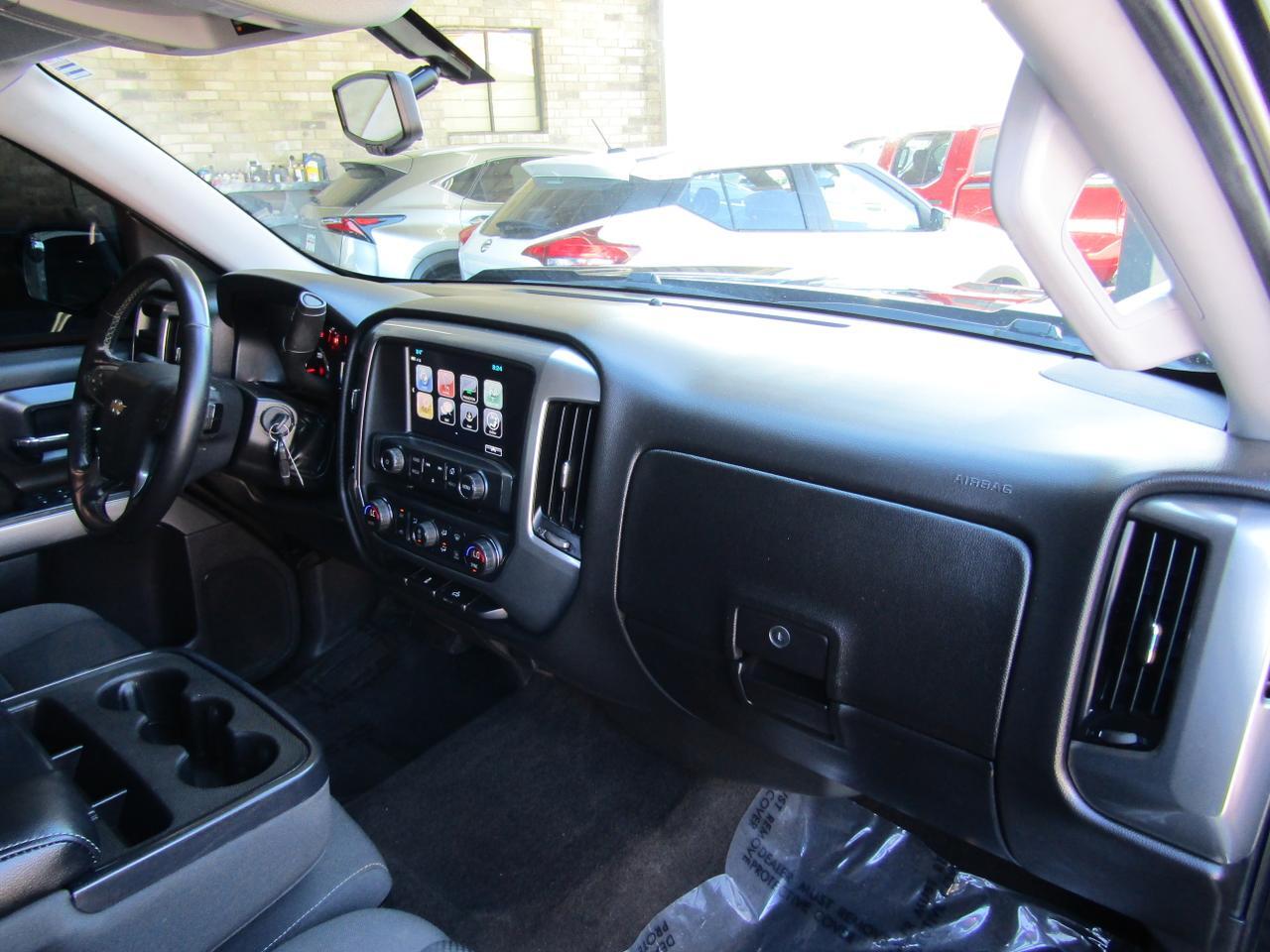 2018 Chevrolet Silverado 1500 2WD Crew Cab 143.5 LT w/1LT Grand Prairie TX