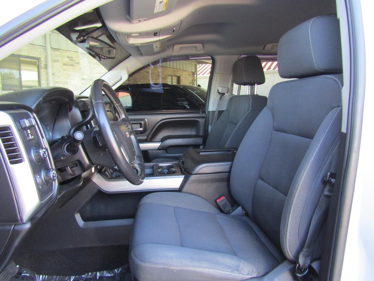 2018 Chevrolet Silverado 1500 4WD Crew Cab 143.5 LT w/2LT Grand Prairie TX