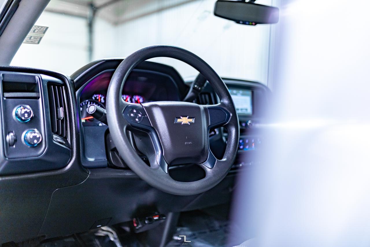 2018 Chevrolet Silverado 1500 4x4 Crew Cab Custom BCam Red Deer AB