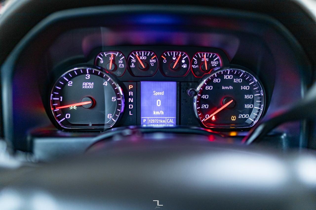 2018 Chevrolet Silverado 1500 4x4 Crew Cab Custom BCam Red Deer AB