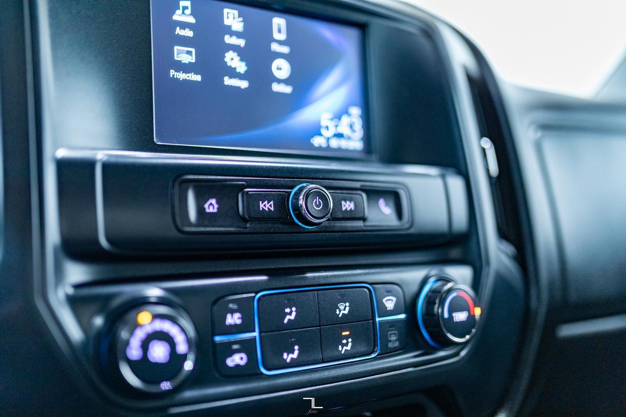 2018 Chevrolet Silverado 1500 4x4 Crew Cab Custom BCam Red Deer AB