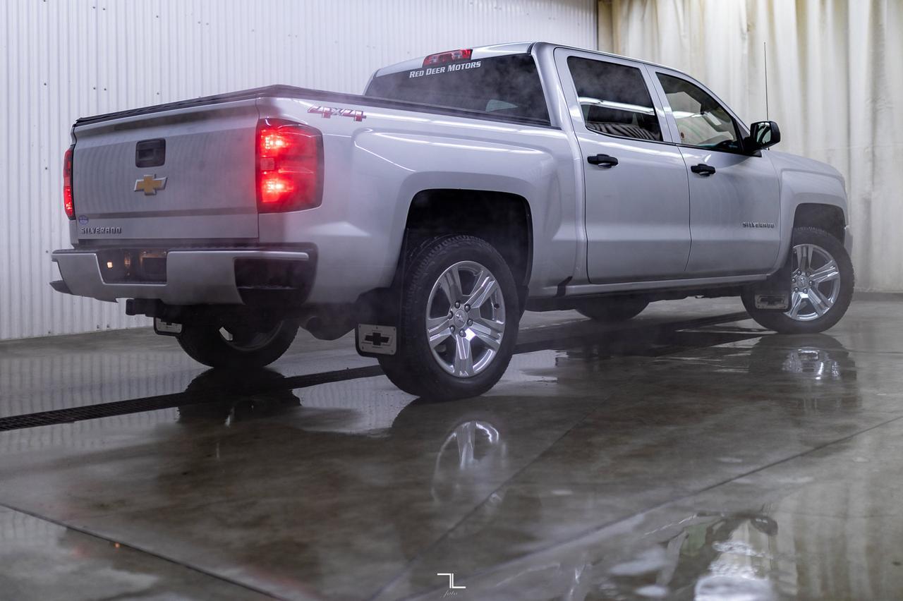 2018 Chevrolet Silverado 1500 4x4 Crew Cab Custom BCam Red Deer AB