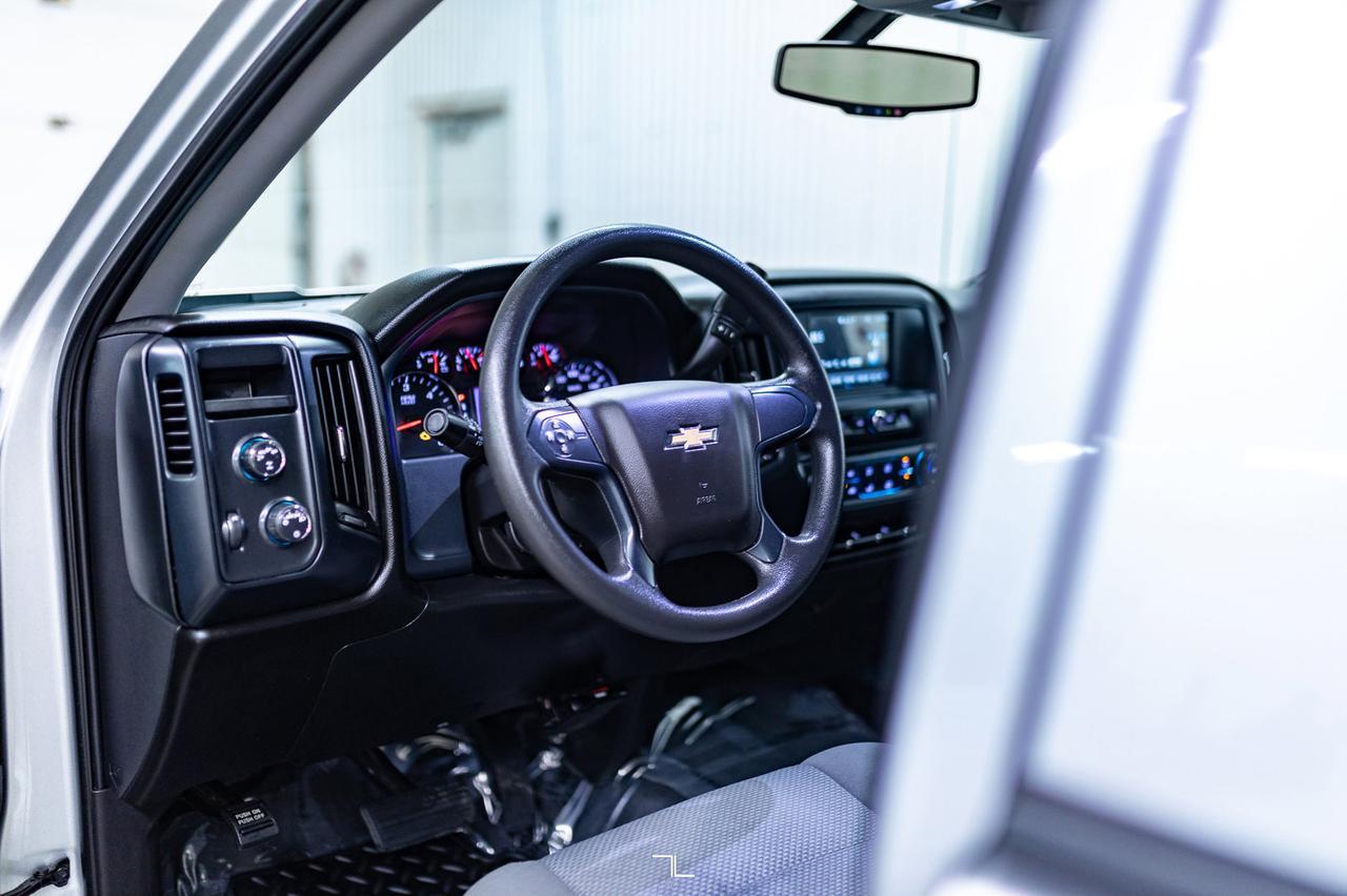 2018 Chevrolet Silverado 1500 4x4 Crew Cab Custom BCam Red Deer AB