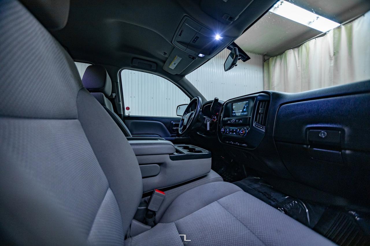 2018 Chevrolet Silverado 1500 4x4 Crew Cab Custom BCam Red Deer AB