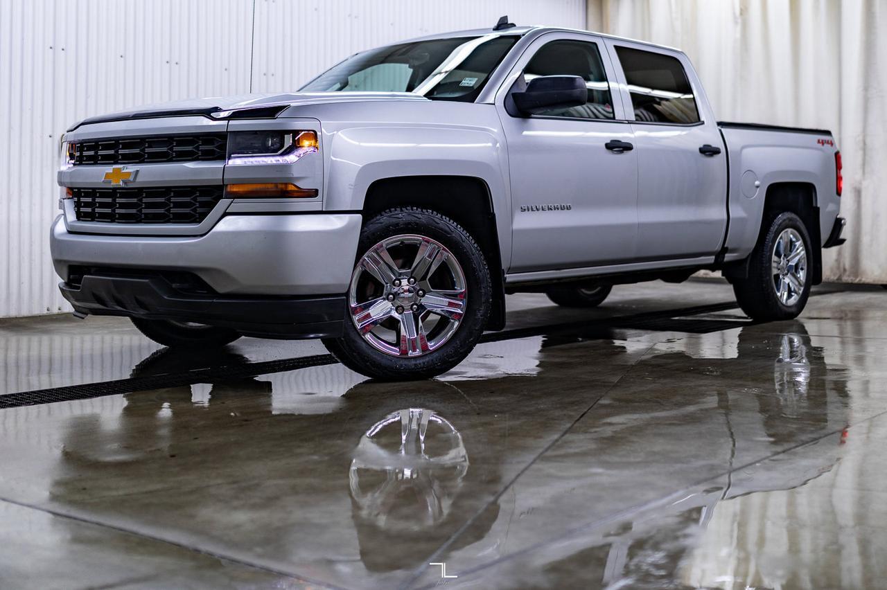 2018 Chevrolet Silverado 1500 4x4 Crew Cab Custom BCam Red Deer AB