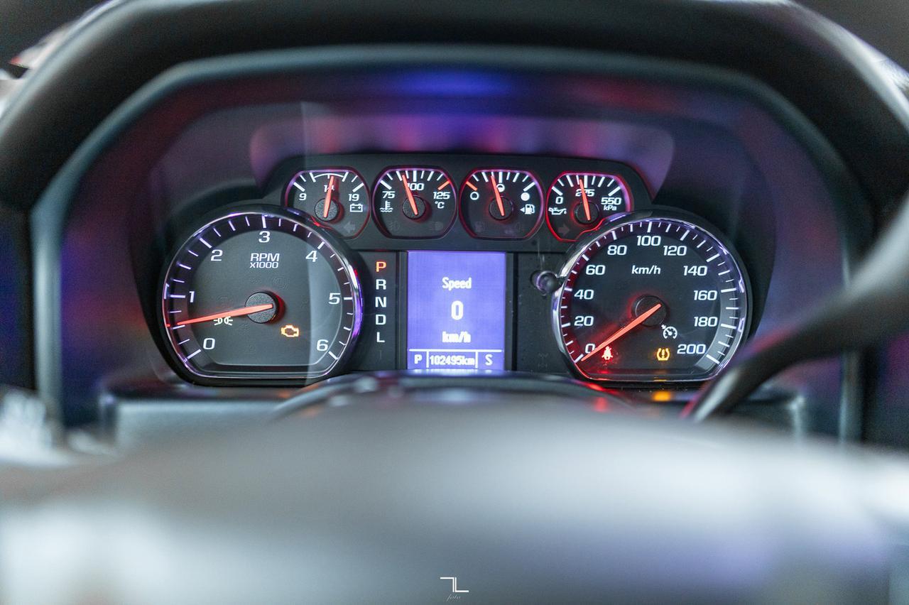 2018 Chevrolet Silverado 1500 4x4 Crew Cab Custom BCam Red Deer AB