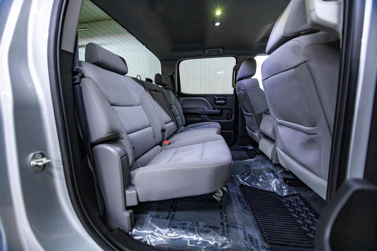 2018 Chevrolet Silverado 1500 4x4 Crew Cab Custom BCam Red Deer AB