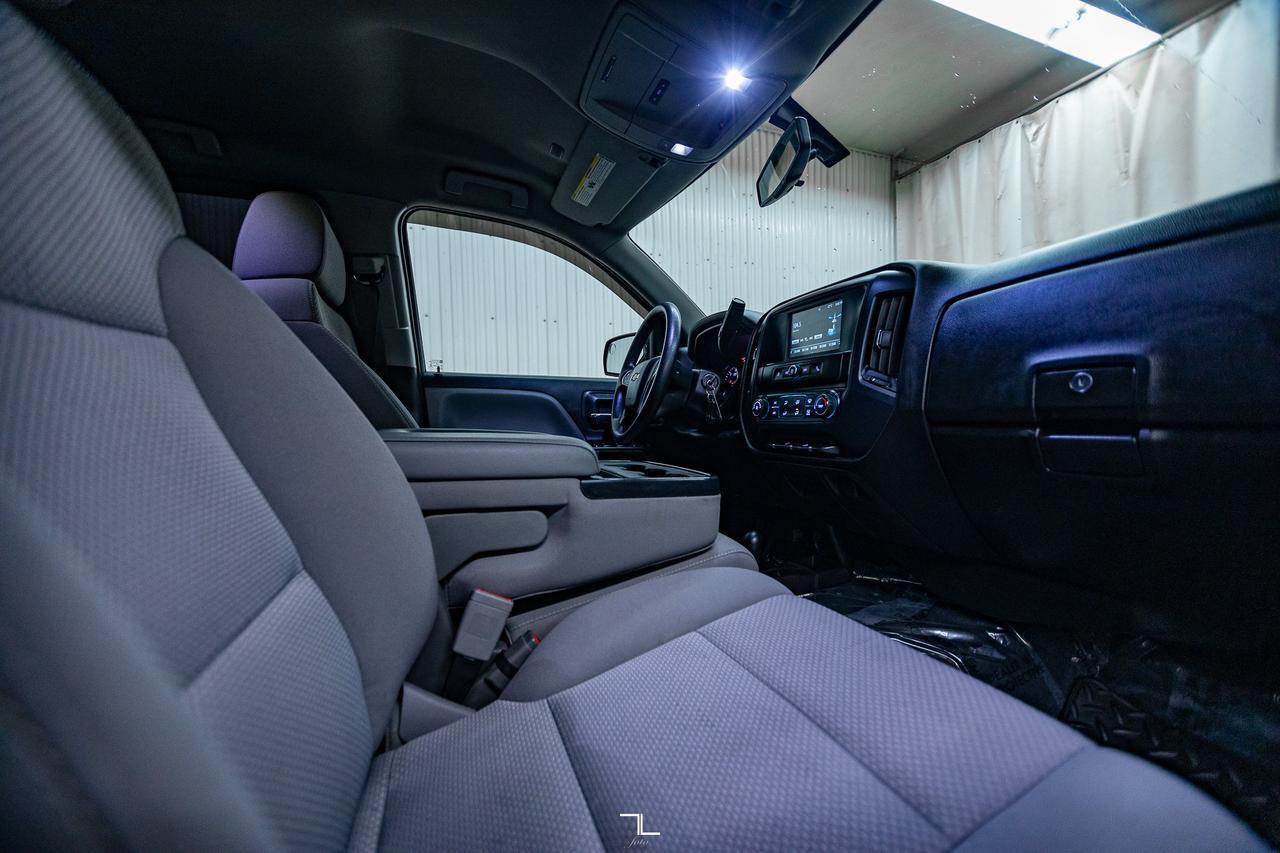 2018 Chevrolet Silverado 1500 4x4 Crew Cab Custom Longbox BCam Red Deer AB