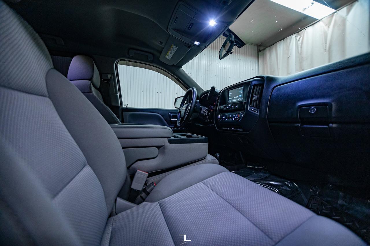 2018 Chevrolet Silverado 1500 4x4 Crew Cab Custom Longbox BCam Red Deer AB