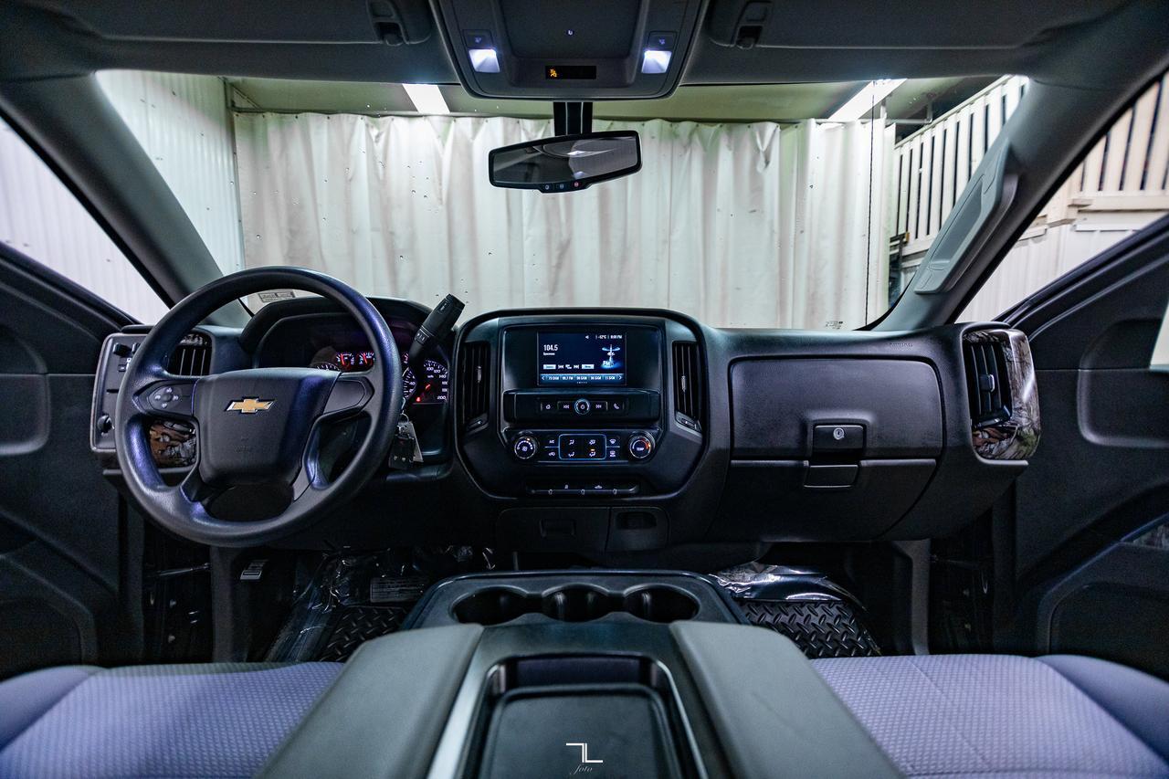 2018 Chevrolet Silverado 1500 4x4 Crew Cab Custom Longbox BCam Red Deer AB