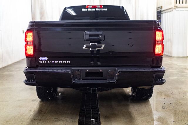 2018 Chevrolet Silverado 1500 4x4 Crew Cab Custom Longbox BCam Red Deer AB