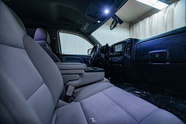 2018 Chevrolet Silverado 1500 4x4 Crew Cab Custom Longbox BCam Red Deer AB