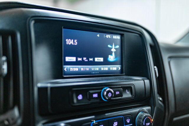 2018 Chevrolet Silverado 1500 4x4 Crew Cab Custom Longbox BCam Red Deer AB