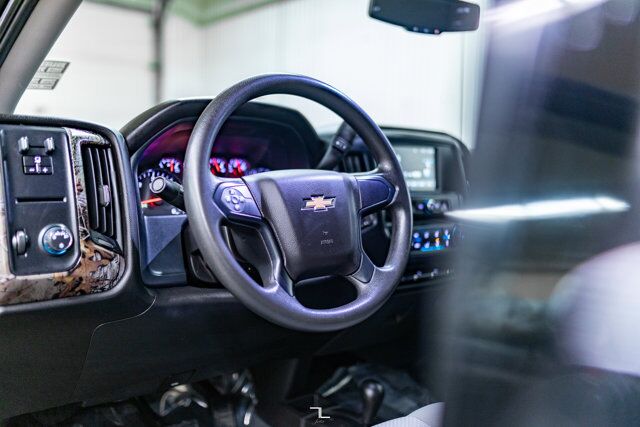 2018 Chevrolet Silverado 1500 4x4 Crew Cab Custom Longbox BCam Red Deer AB