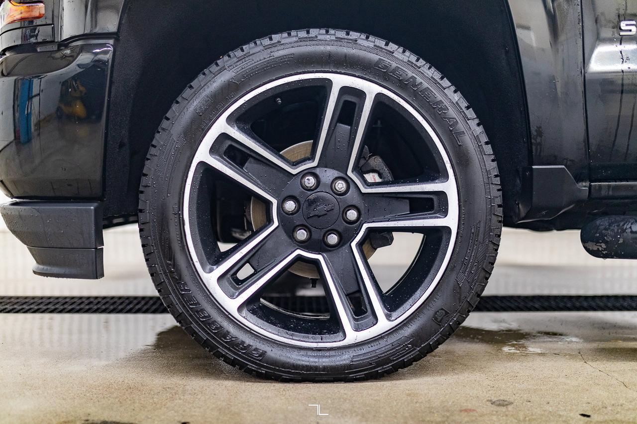 2018 Chevrolet Silverado 1500 4x4 Crew Cab Custom Longbox BCam Red Deer AB