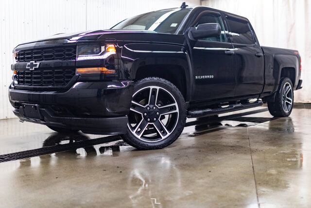 2018 Chevrolet Silverado 1500 4x4 Crew Cab Custom Longbox BCam Red Deer AB