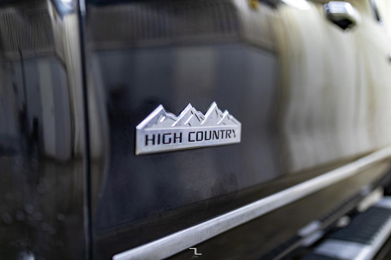 2018 Chevrolet Silverado 1500 4x4 Crew Cab High Country Leather Roof Nav BCam Red Deer AB