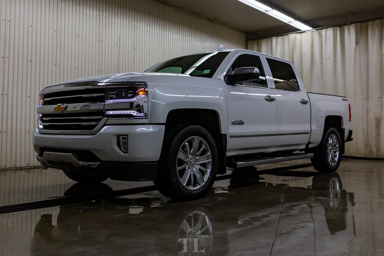 2018 Chevrolet Silverado 1500 4x4 Crew Cab High Country Leather Roof Nav Red Deer AB