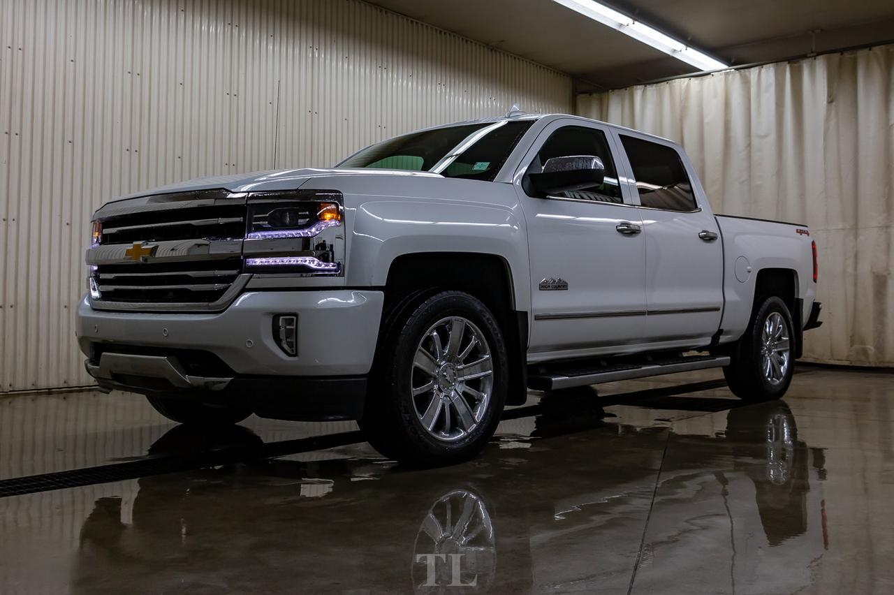 2018 Chevrolet Silverado 1500 4x4 Crew Cab High Country Leather Roof Nav Red Deer AB
