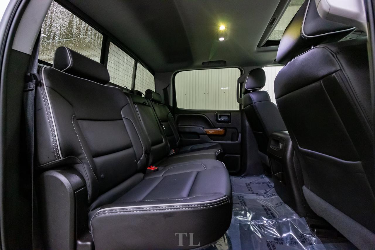 2018 Chevrolet Silverado 1500 4x4 Crew Cab High Country Leather Roof Nav Red Deer AB