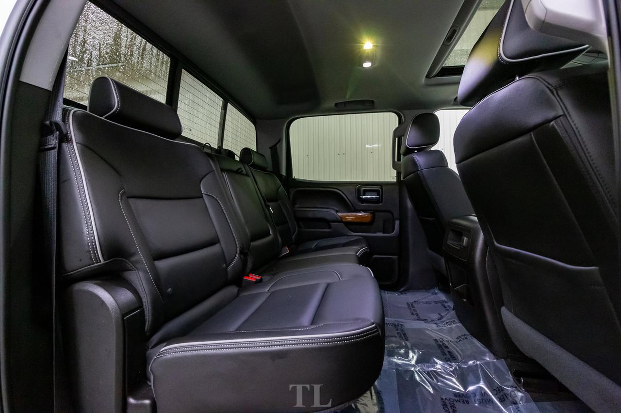 2018 Chevrolet Silverado 1500 4x4 Crew Cab High Country Leather Roof Nav Red Deer AB