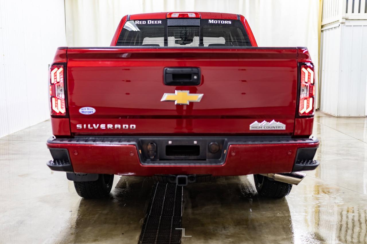 2018 Chevrolet Silverado 1500 4x4 Crew Cab High Country Leather Roof Nav Red Deer AB