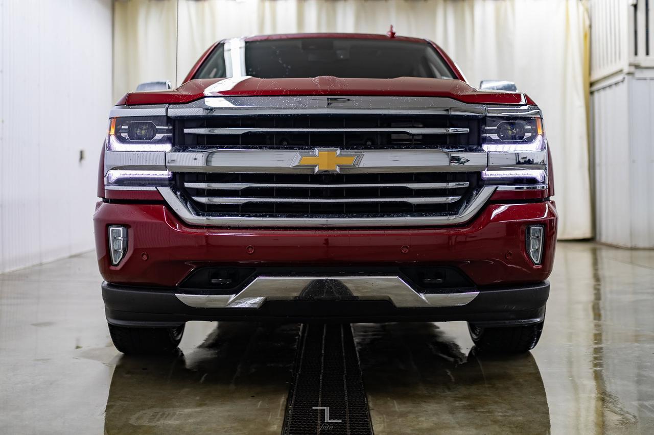 2018 Chevrolet Silverado 1500 4x4 Crew Cab High Country Leather Roof Nav Red Deer AB
