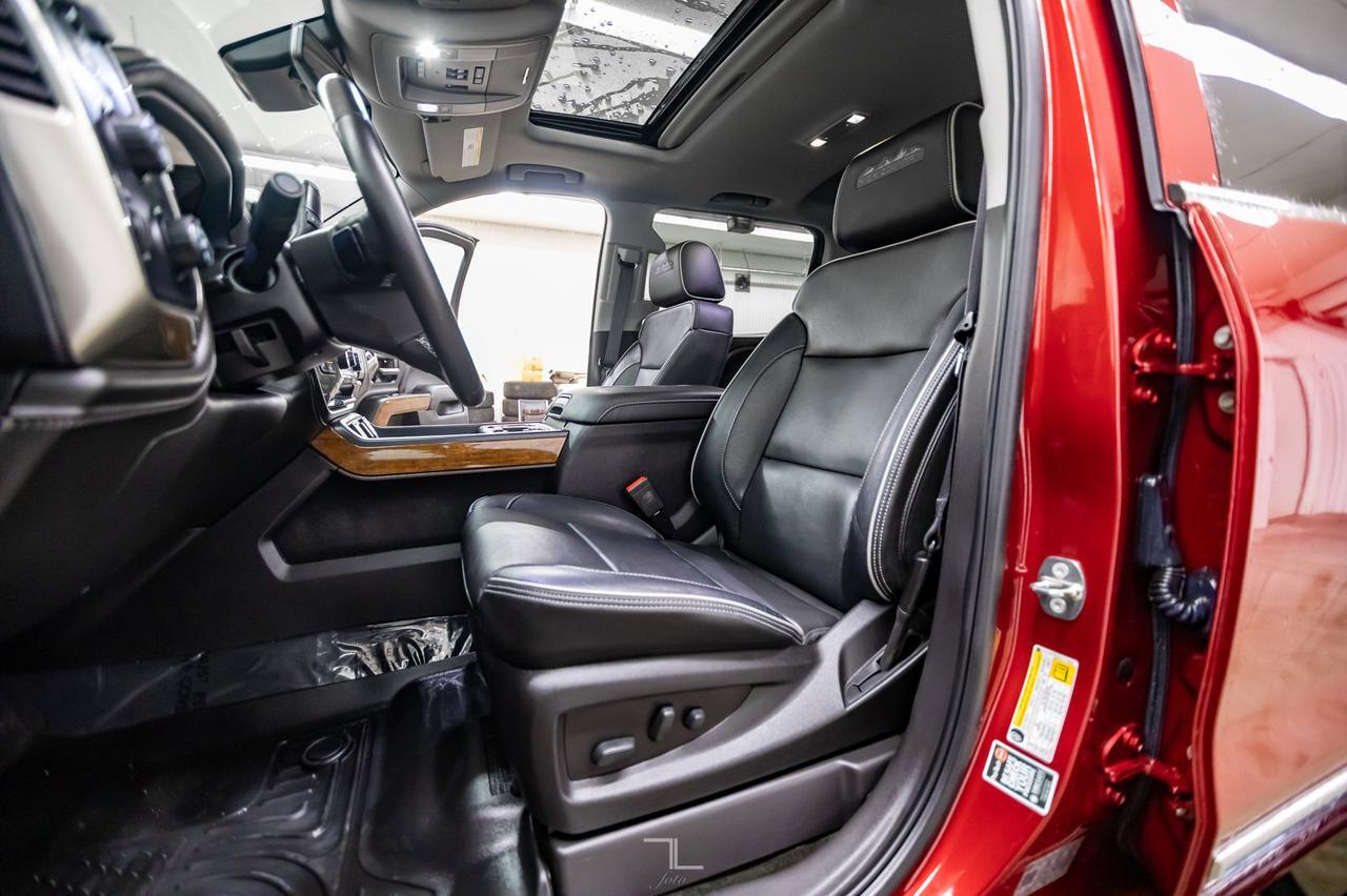 2018 Chevrolet Silverado 1500 4x4 Crew Cab High Country Leather Roof Nav Red Deer AB