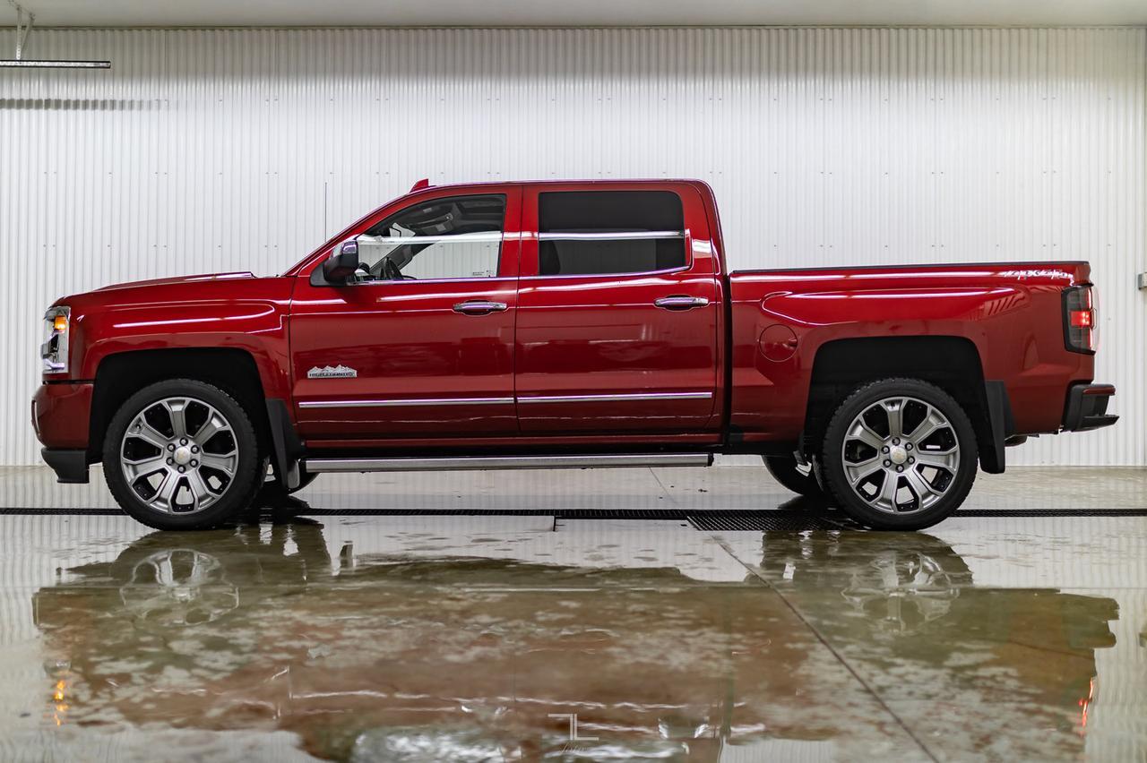 2018 Chevrolet Silverado 1500 4x4 Crew Cab High Country Leather Roof Nav Red Deer AB