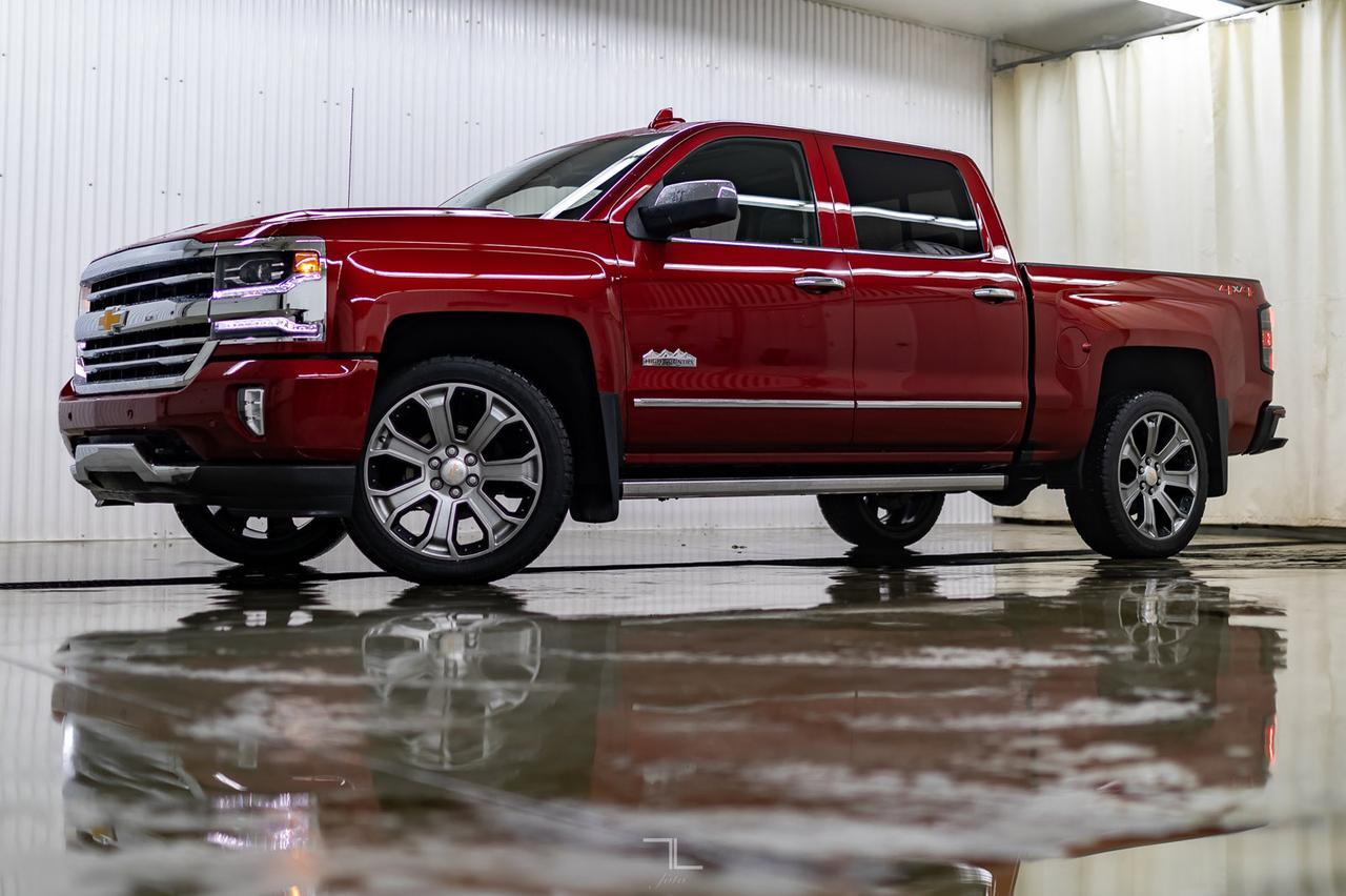 2018 Chevrolet Silverado 1500 4x4 Crew Cab High Country Leather Roof Nav Red Deer AB