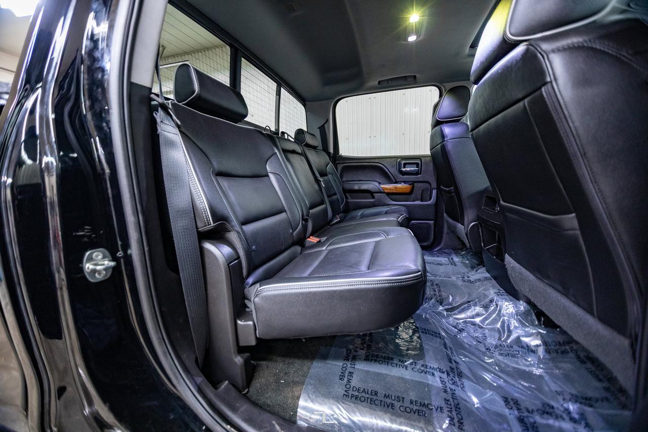 2018 Chevrolet Silverado 1500 4x4 Crew Cab High Country Leather Roof Nav Red Deer AB