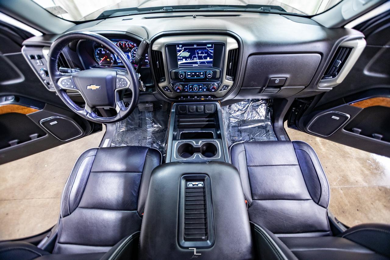 2018 Chevrolet Silverado 1500 4x4 Crew Cab High Country Leather Roof Nav Red Deer AB