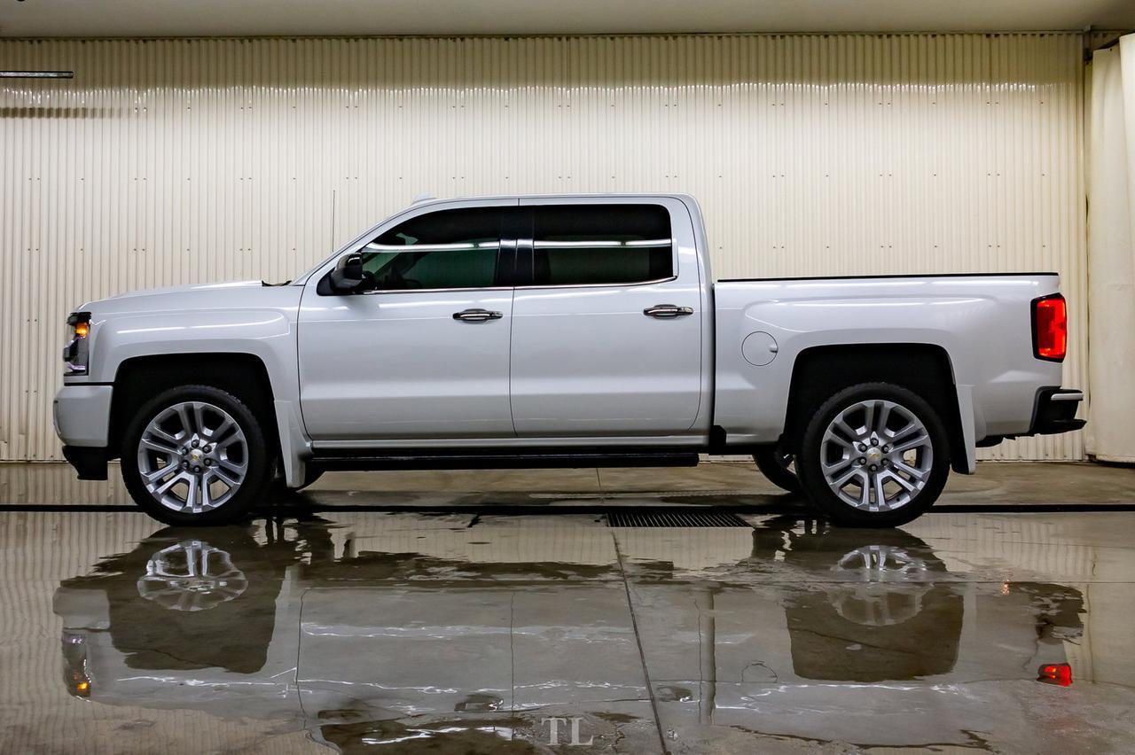 2018 Chevrolet Silverado 1500 4x4 Crew Cab High Country Leather Roof Nav Red Deer AB