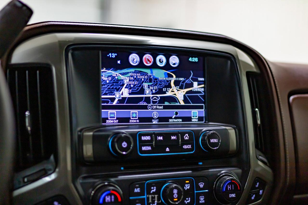 2018 Chevrolet Silverado 1500 4x4 Crew Cab High Country Leather Roof Nav Red Deer AB