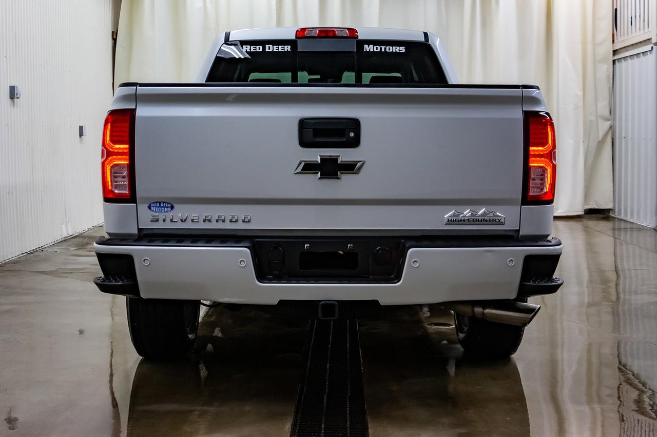 2018 Chevrolet Silverado 1500 4x4 Crew Cab High Country Leather Roof Nav Red Deer AB