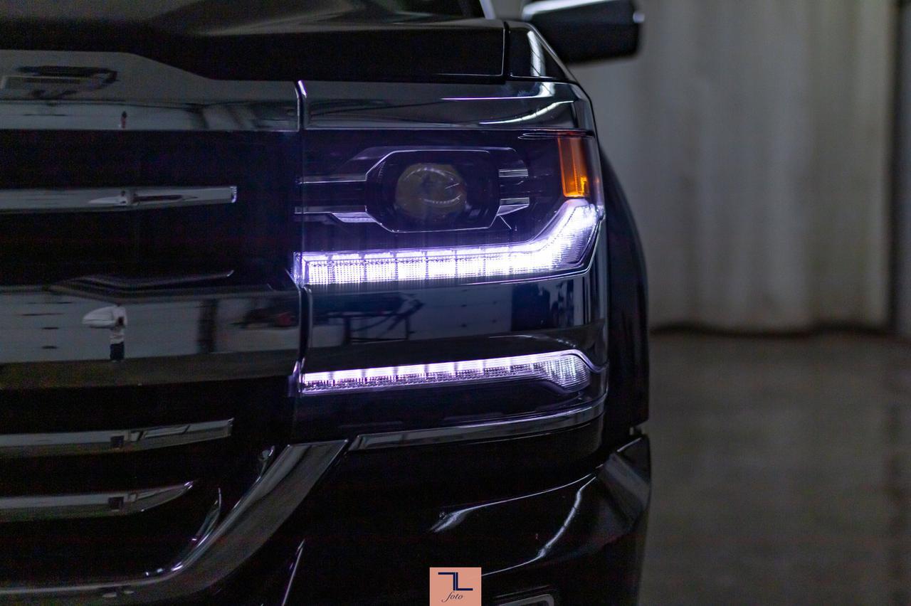 2018 Chevrolet Silverado 1500 4x4 Crew Cab High Country Leather Roof Nav Red Deer AB